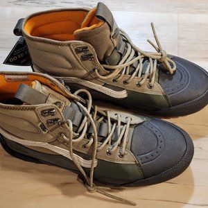 Vans Gore Tex MTE 3 Size 11 mens NEW